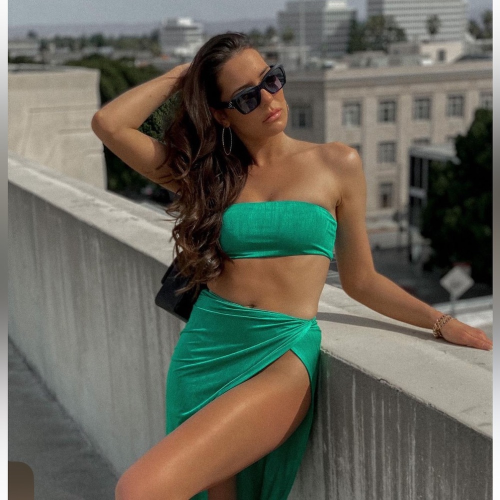 NWT Revolve Superdown Karolyna Maxi Skirt Set in Teal